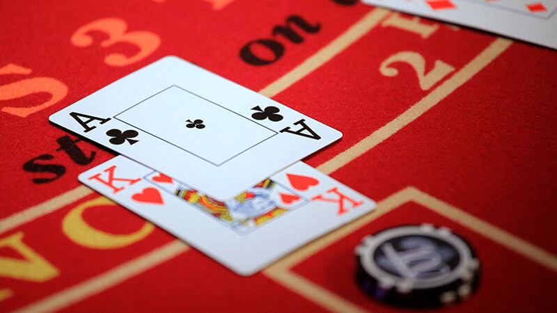 Improving Blackjack Gameplay with Strategy Charts: A Must-Know Guide