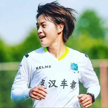 وانگ شوانگ ورزشکار رشته ورزشی فوتبال زنان